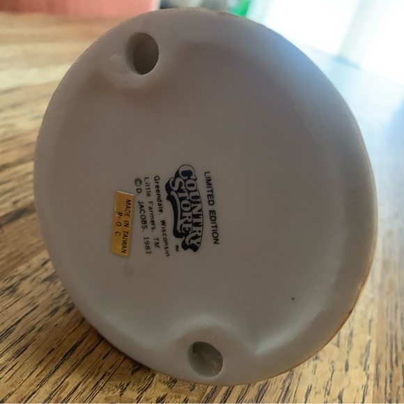 Vintage Little Farmer Boy figurine - Picture 2 of 2